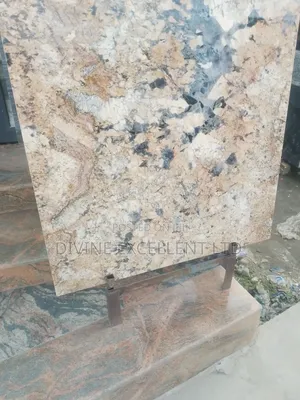 Milaanelo Glaze Marble