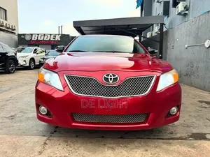 Toyota Camry LE 4dr Sedan (2.5L 4cyl 6AM) 2010 Red