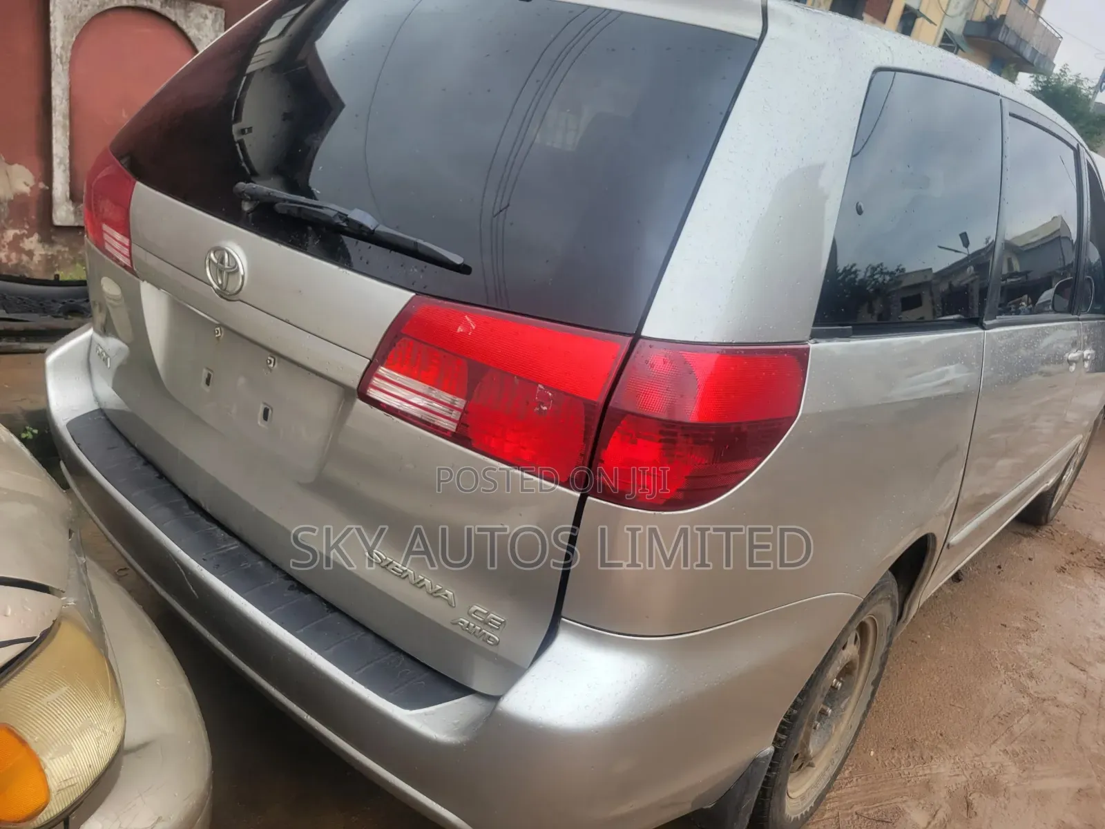 Toyota Sienna LE AWD 2005 Silver