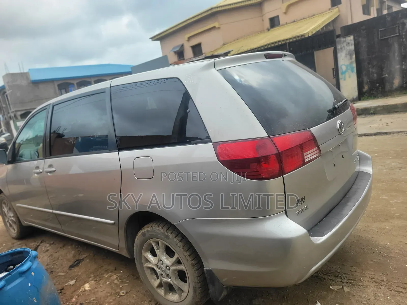 Toyota Sienna LE AWD 2005 Silver