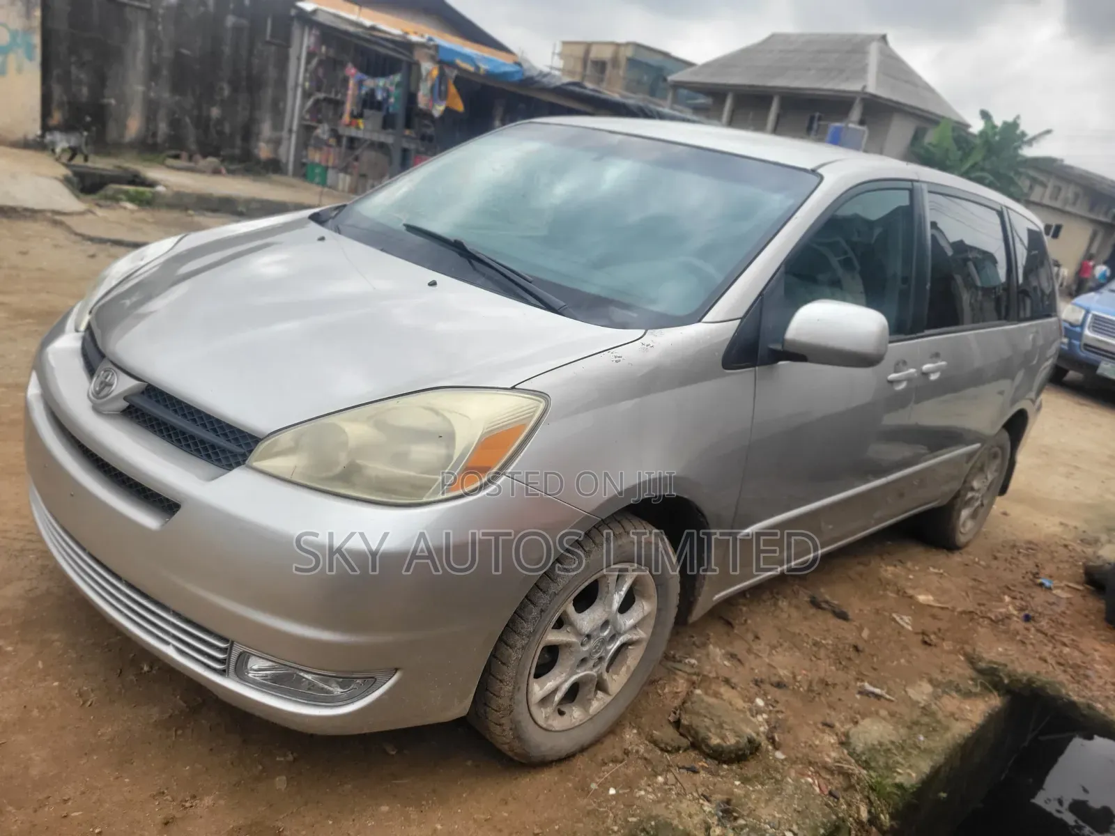 Toyota Sienna LE AWD 2005 Silver