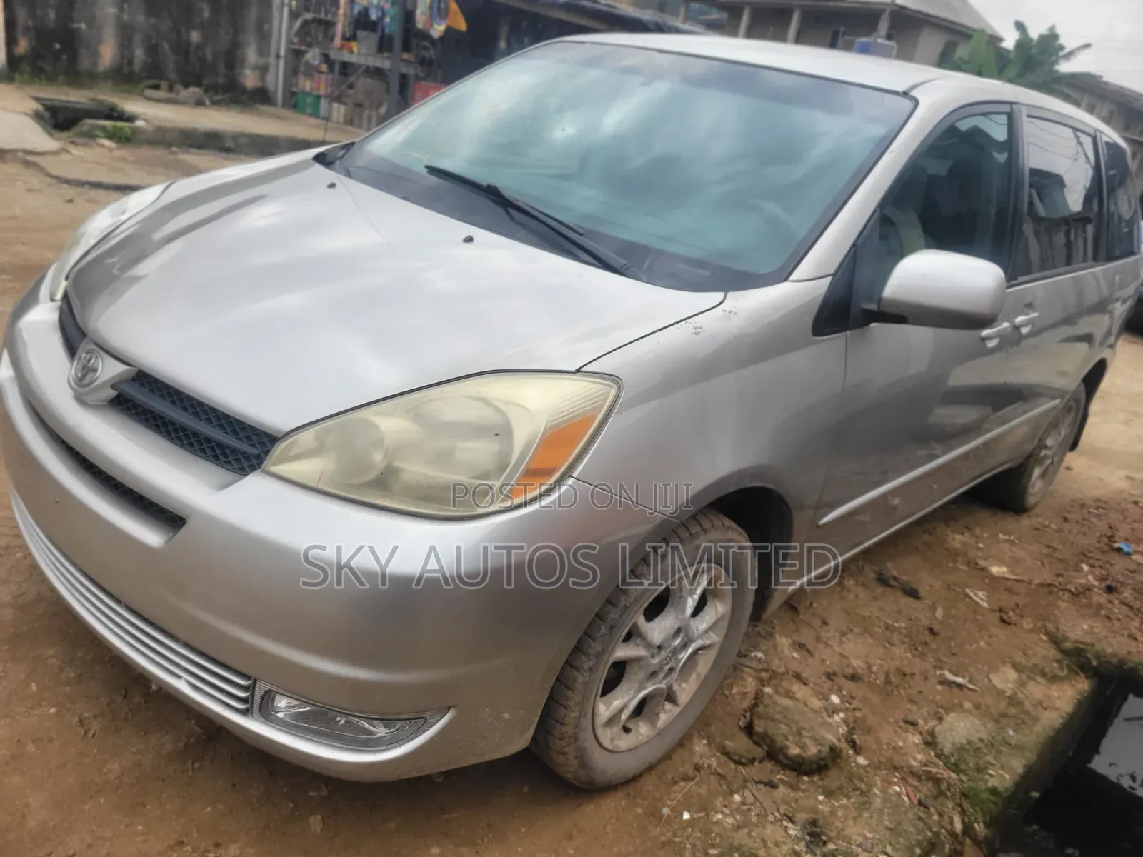 Toyota Sienna LE AWD 2005 Silver