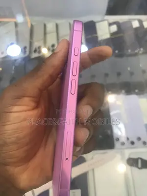 Apple iPhone 16 128 GB Pink