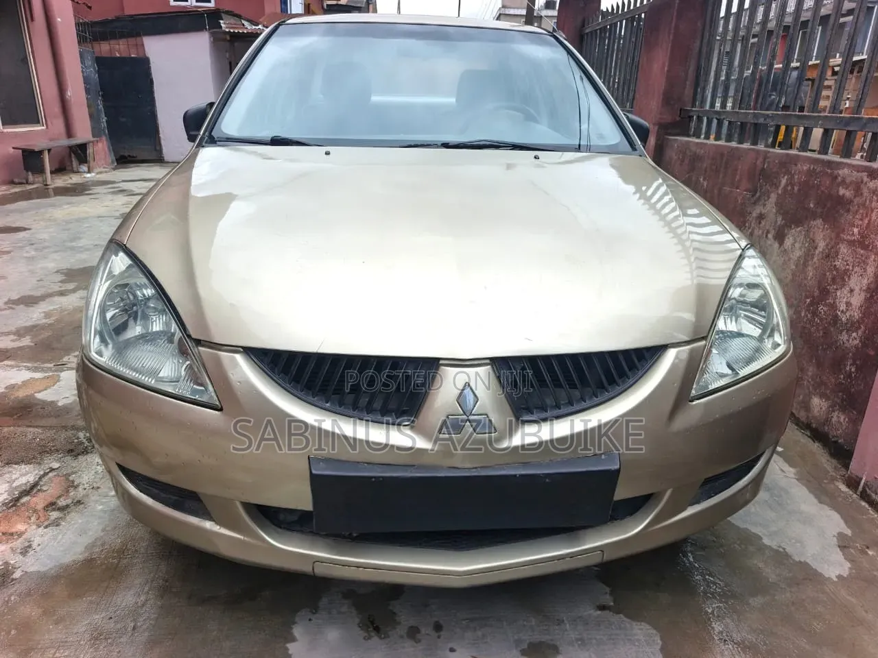 Mitsubishi Lancer 2004 Gold