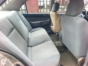 Mitsubishi Lancer 2004 Gold