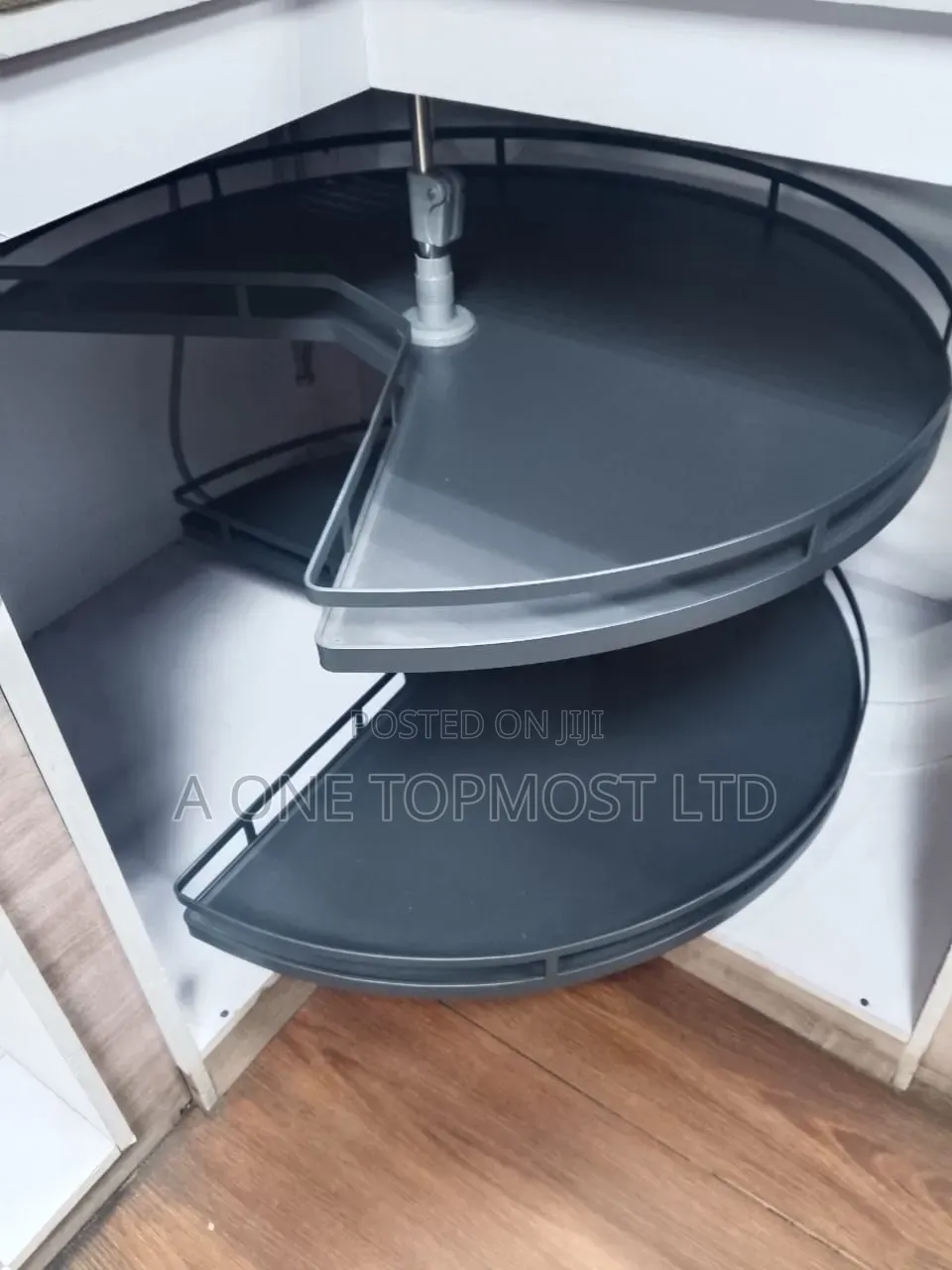 Magic Corner Rotating Tray