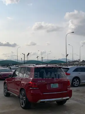 Mercedes-Benz GLK-Class 2015 Red