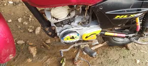 TVS HLX 125 2024 Red