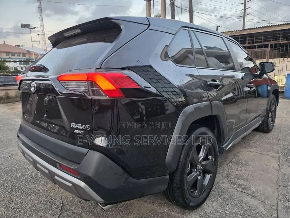 Toyota RAV4 2023 Black