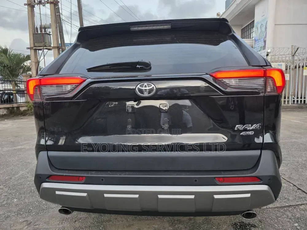 Toyota RAV4 2023 Black