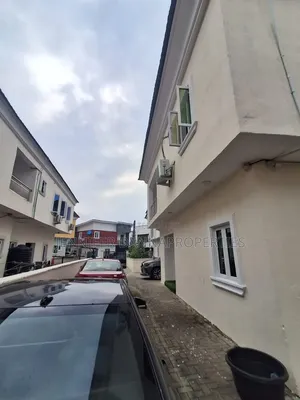 4bdrm Duplex in Sangotedo for sale