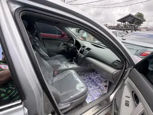Toyota Camry 2011 Silver