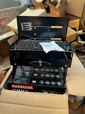 Barbecue Indoor and Outdoor Charcoal Grill With 2 Tong