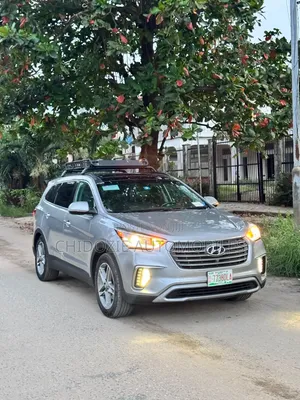 Hyundai Santa Fe Limited Ultimate AWD 2018 Silver