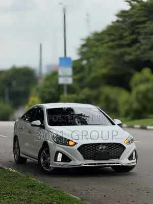 Hyundai Elantra 2018 White