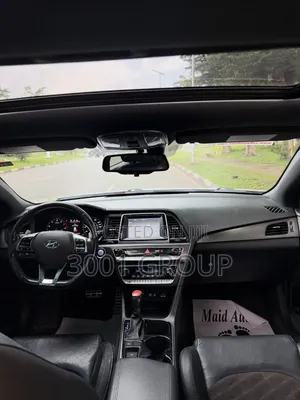 Hyundai Elantra 2018 White