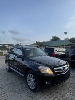 Mercedes-Benz GLK-Class 2009 Black