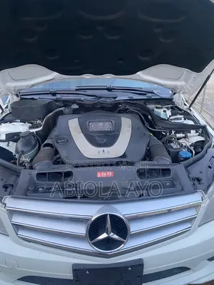 Mercedes-Benz C300 2008 White