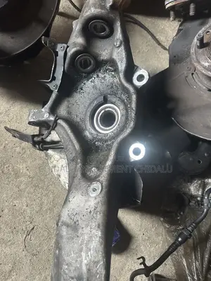 Range Rover Front Hub 2014-2018