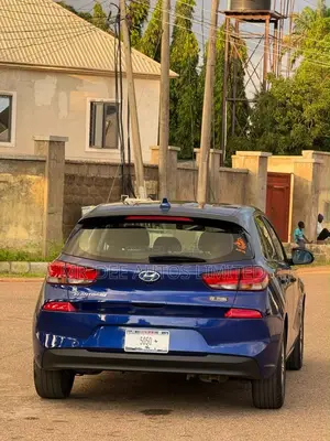 Hyundai Elantra 2019 Blue