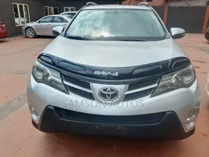 Toyota RAV4 Limited AWD (2.5L 4cyl 6A) 2013 Silver