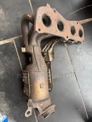 Toyota Matrix 2.4L Manifold Catalytic Converter 2008–2013 AWD Catalyst