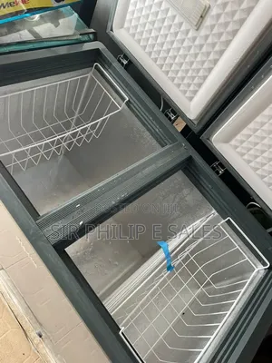 Clean Rite Tek Double Door 400L Freezer
