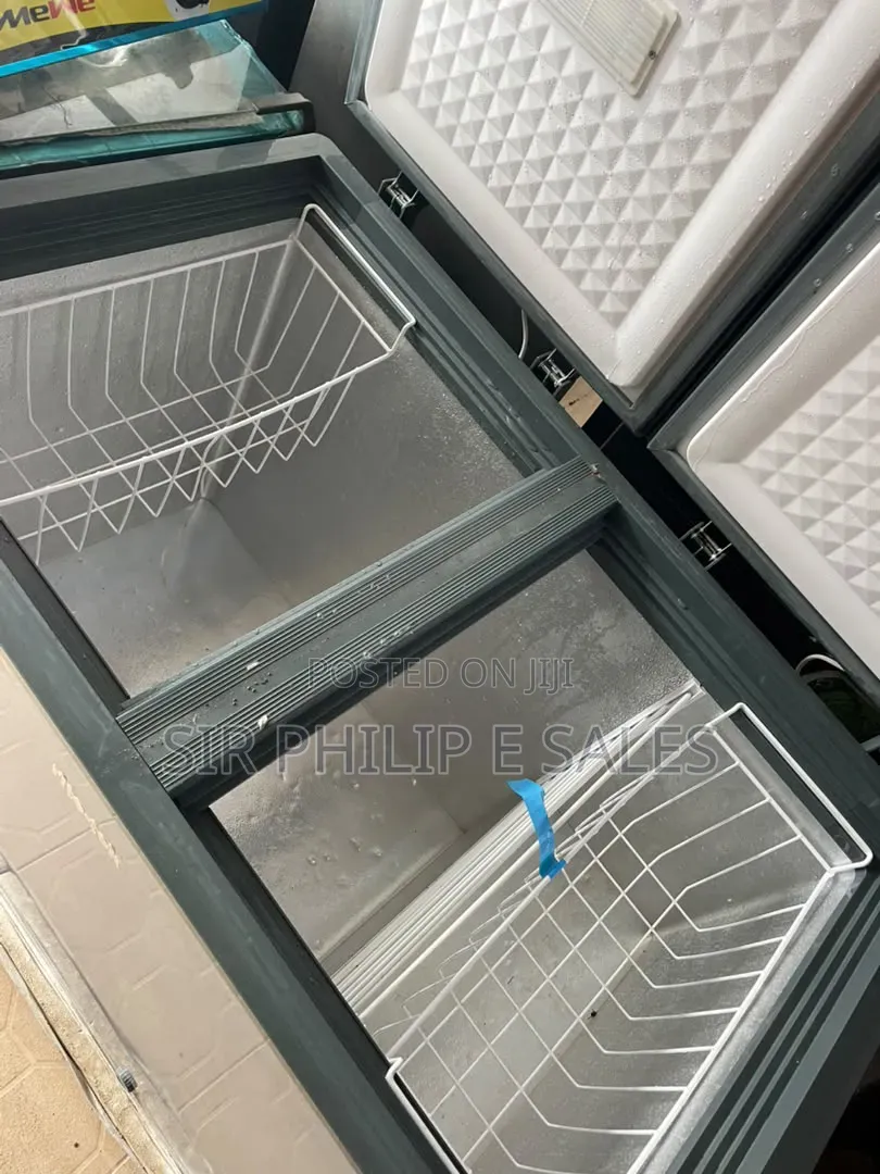 Clean Rite Tek Double Door 400L Freezer