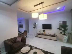 3bdrm Apartment in Lekki Phase 1 for rent