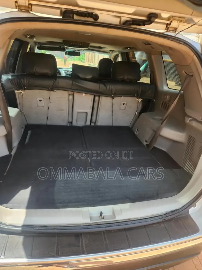Toyota Highlander 2012 Silver