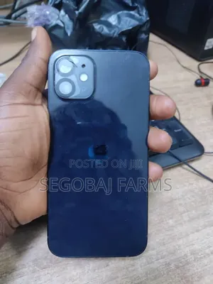 Apple iPhone 12 64 GB Black