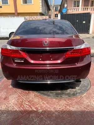 Honda Accord EX-L V-6 4dr Sedan FWD (3.5L 6cyl 6A) 2013 Red