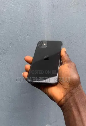 Apple iPhone 11 64 GB Black