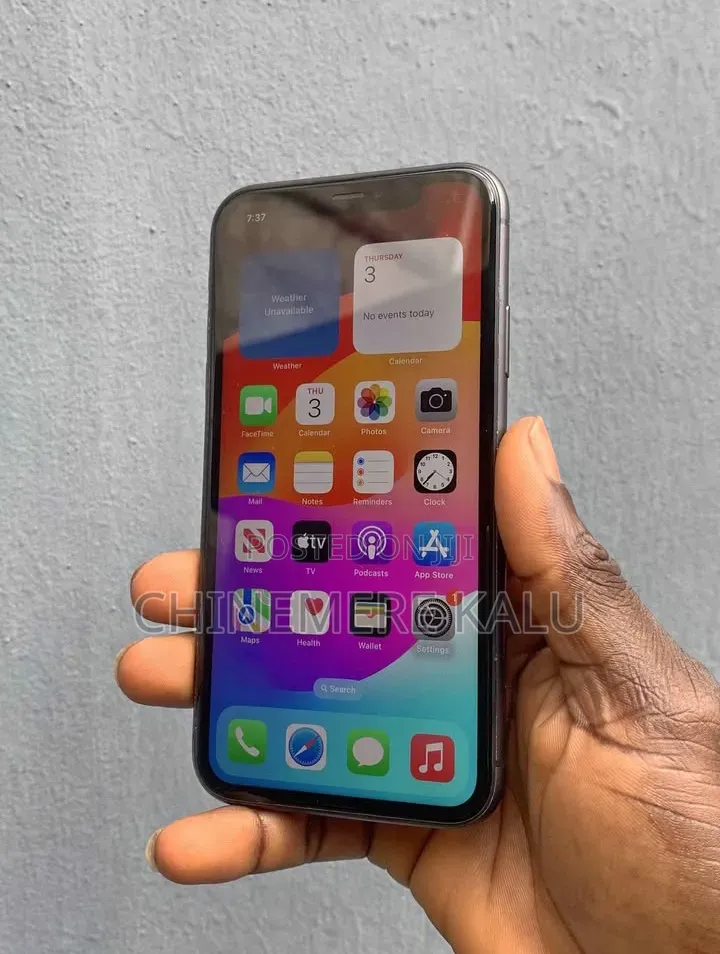 Apple iPhone 11 64 GB Black