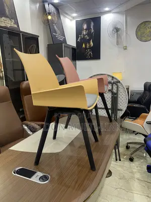 Multipurpose Visitors Chair