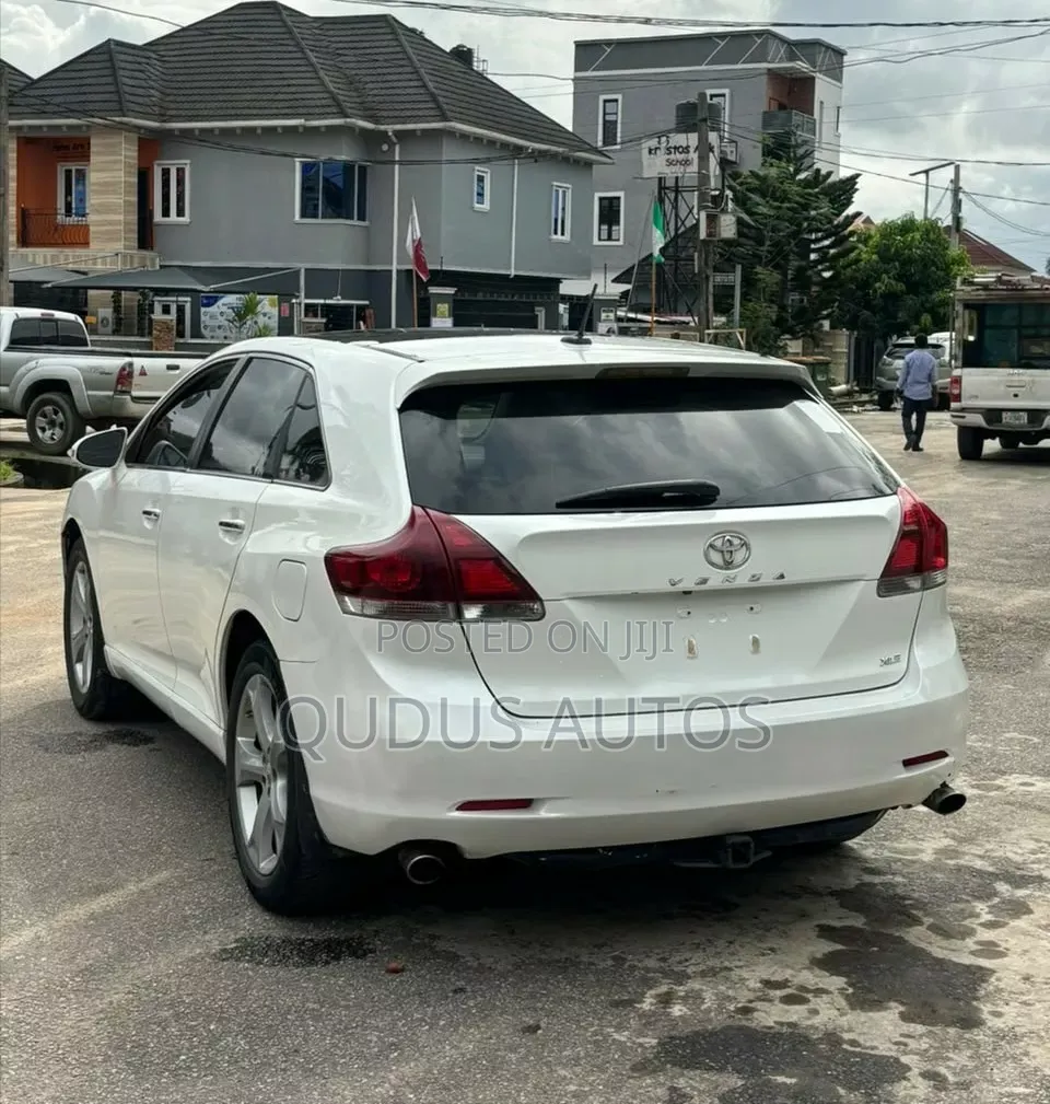 Toyota Venza 2013 White