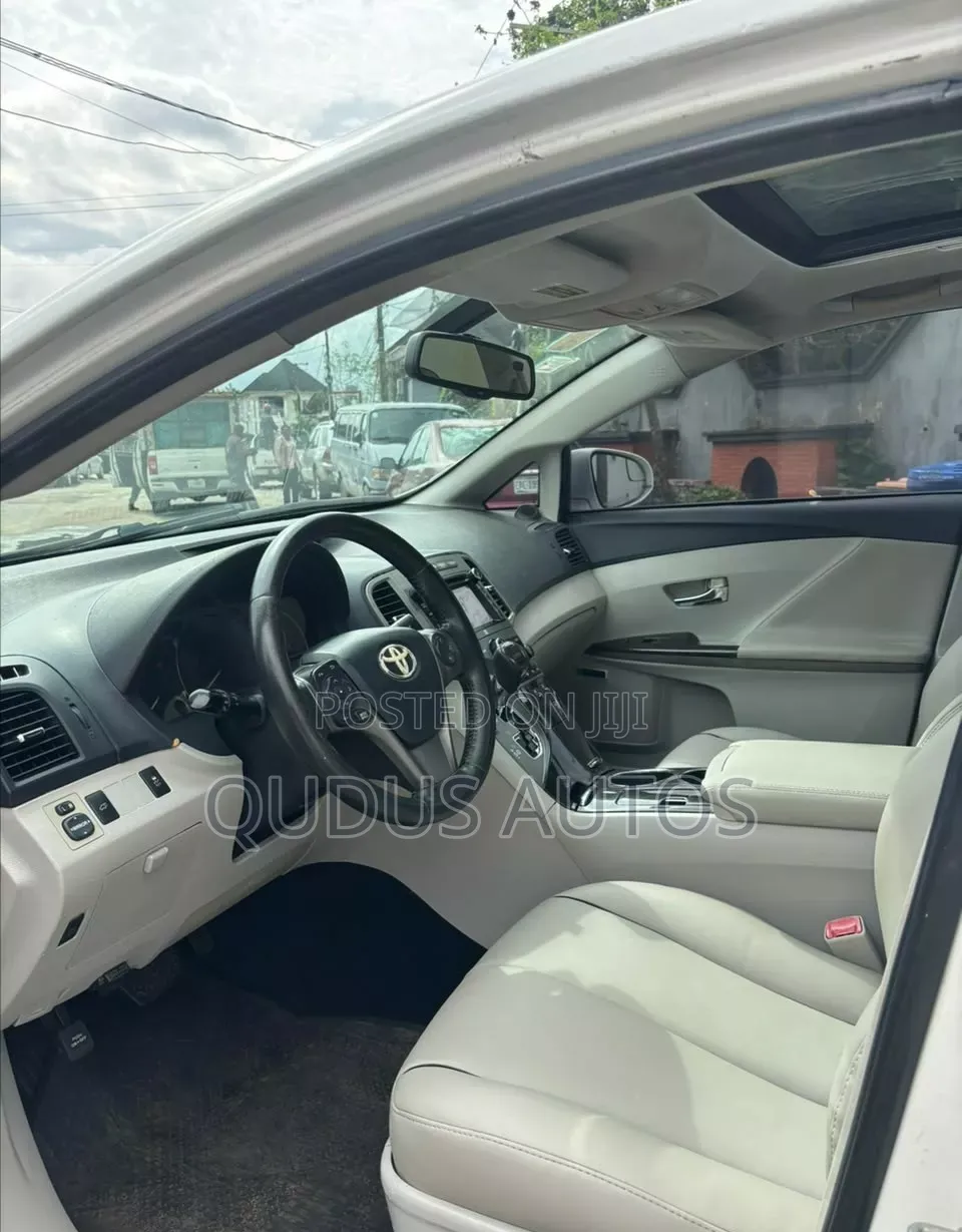 Toyota Venza 2013 White