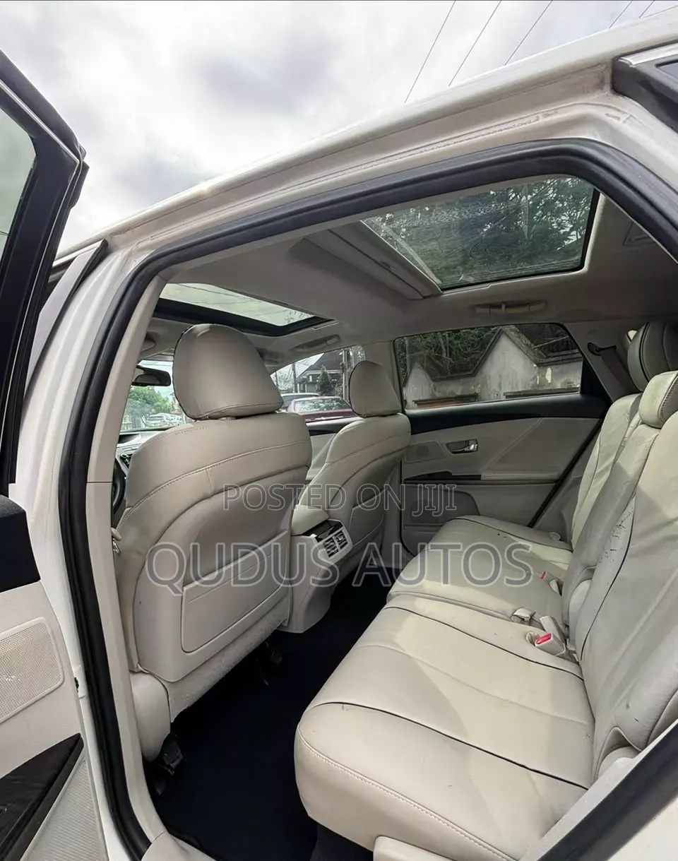 Toyota Venza 2013 White