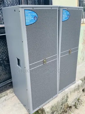 YM 215 Yamaha Full Range Speaker
