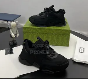 Original Gucci Sneakers