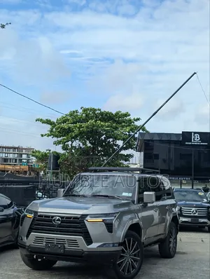 Lexus GX 550 Premium+ 4WD 2025 Gray
