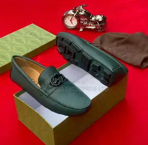 Men’s Flat Shoes