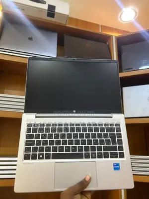 Laptop HP ProBook 440 G8 8GB Intel Core i5 SSD 256GB