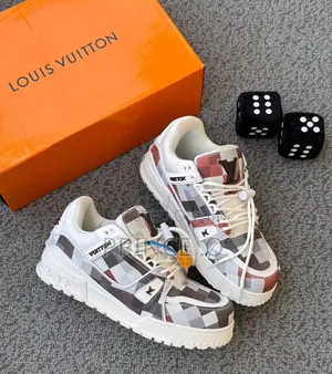 Cheked Louis Vuitton Sneakers