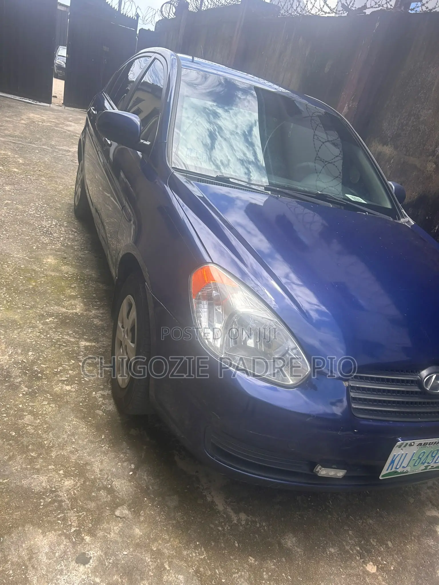 Hyundai Accent 2009 Blue
