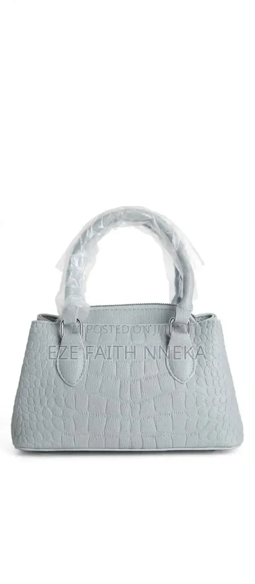 Very Cute Hand Bag