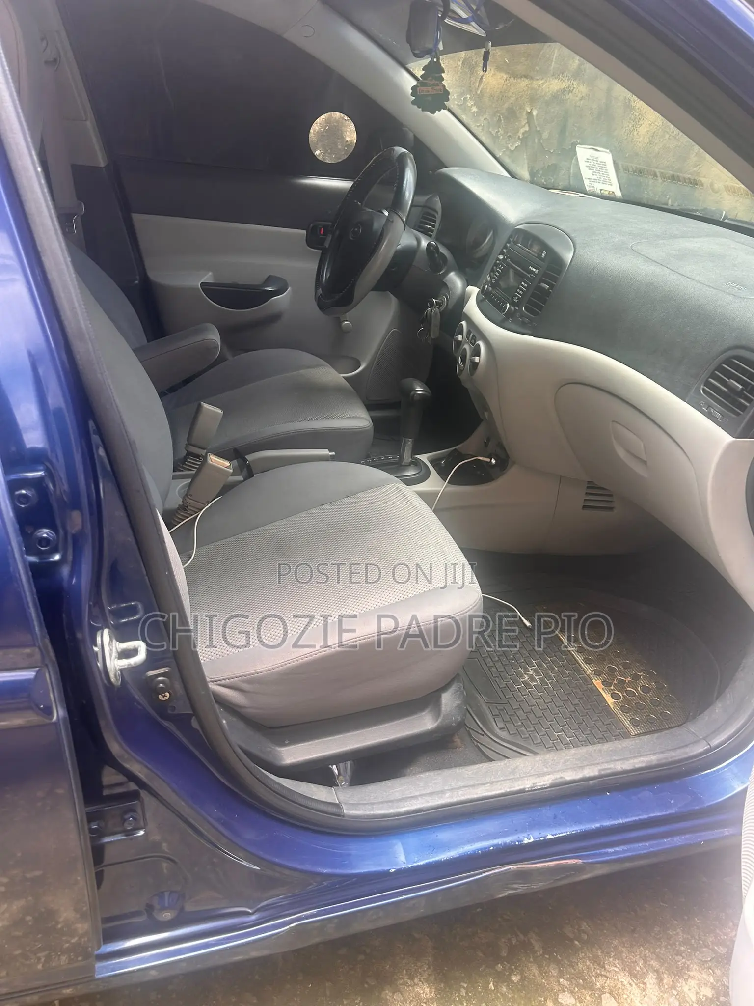 Hyundai Accent 2009 Blue