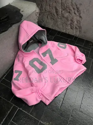 07 Varsity Oversized Hoodie