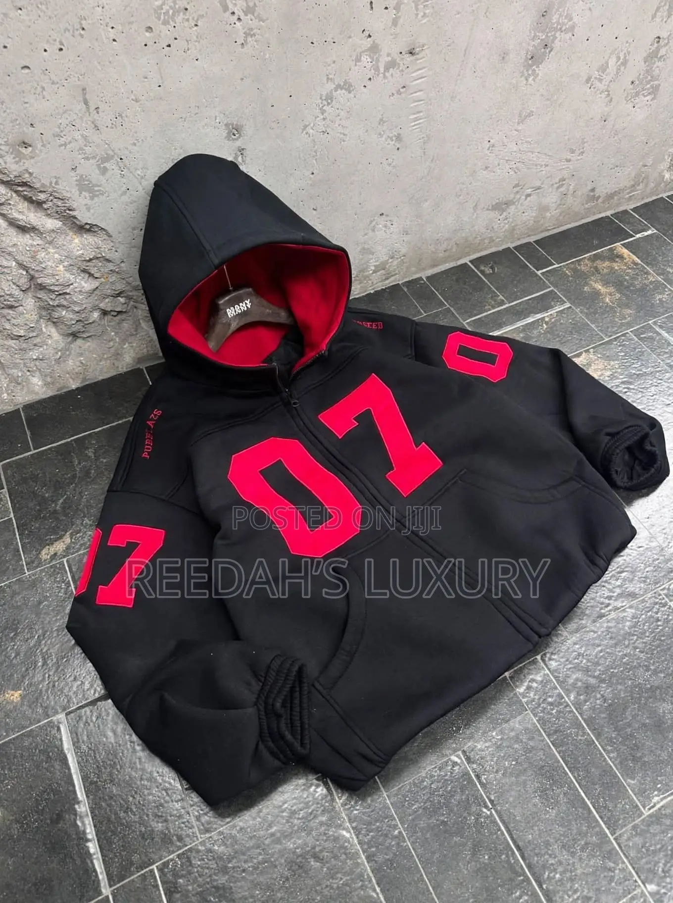 07 Varsity Oversized Hoodie