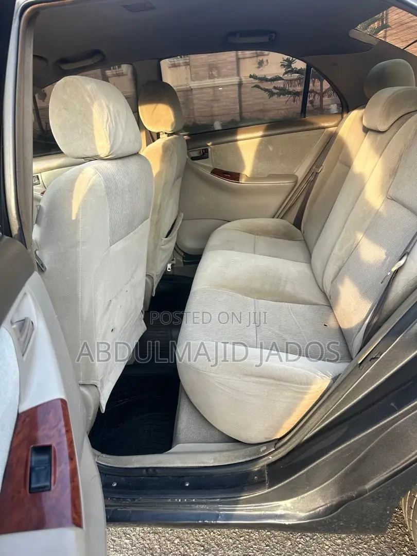 Toyota Corolla 2006 Gray